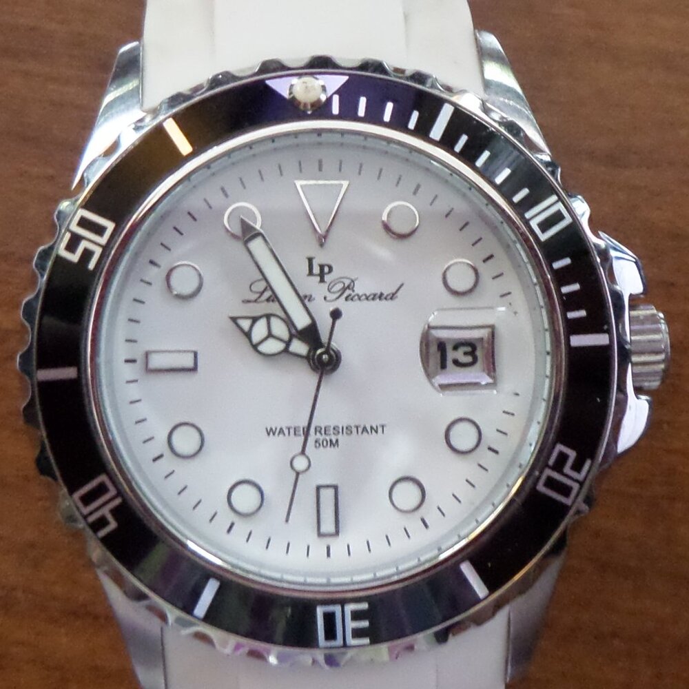 Lucien Piccard Luxury Watch - white face date window